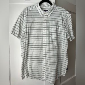 Patagonia Men’s short-sleeved button down